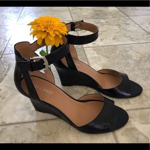 Nine West Leather strappy Wedge Sandals 3”
